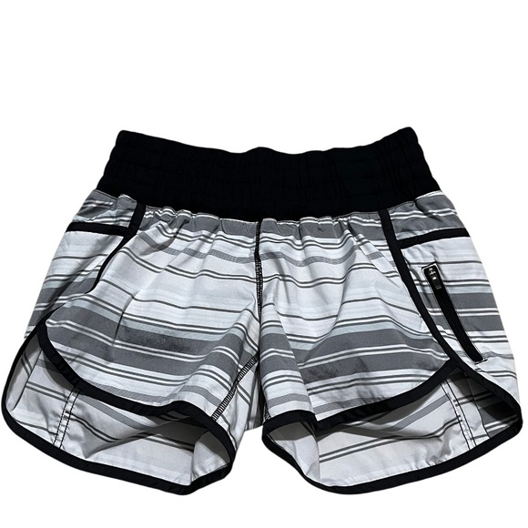 Lululemon - Picture 1 of 7